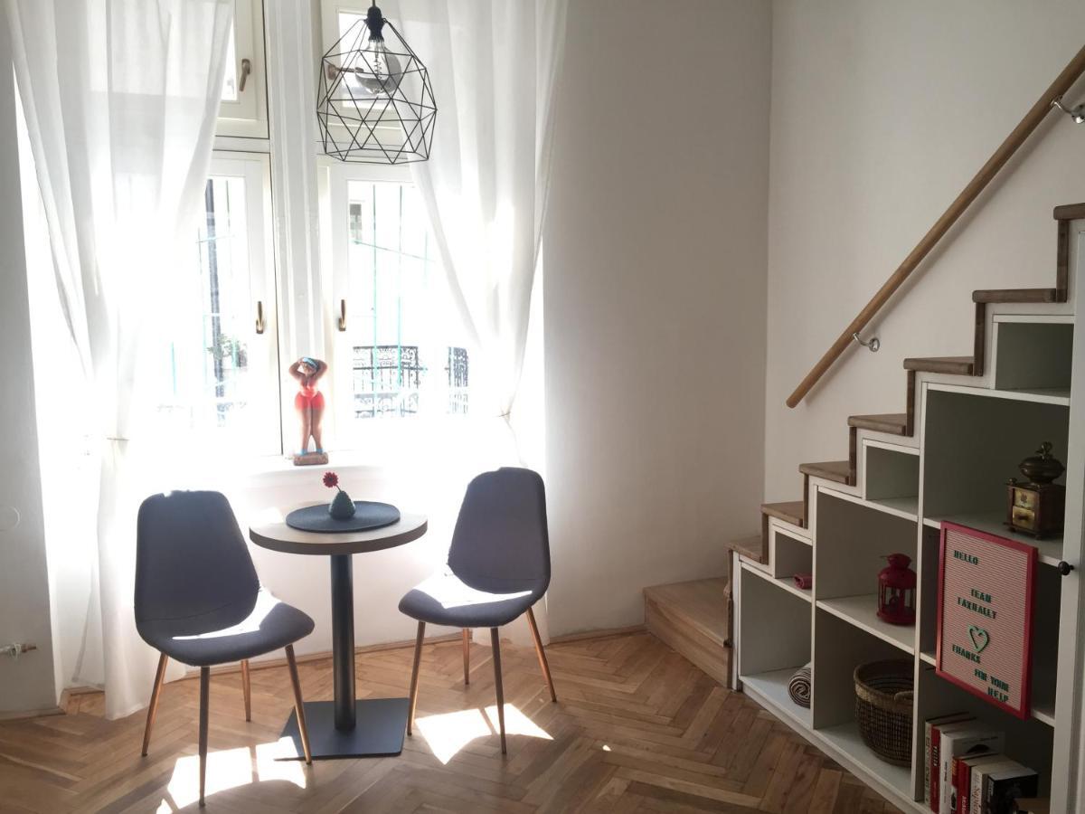 Lovely Downtown Home In بودابست المظهر الخارجي الصورة