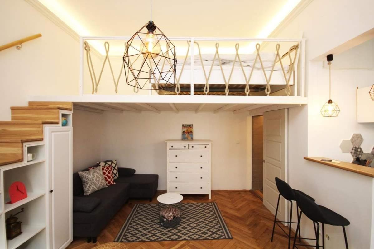 Lovely Downtown Home In بودابست المظهر الخارجي الصورة