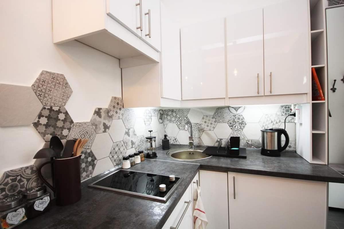 Lovely Downtown Home In بودابست المظهر الخارجي الصورة